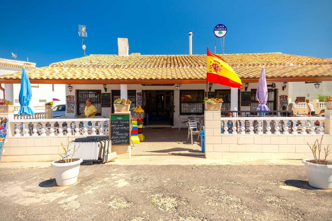 Beach Villa Playa Flamenca โอริอุเอลา ภายนอก รูปภาพ